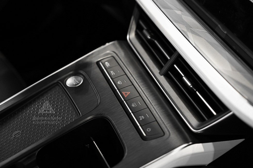 Haval F7x Премиум, черный