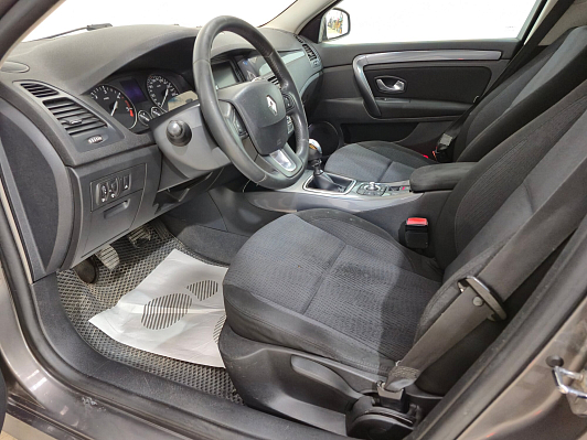 Renault Laguna, 2009 года, пробег 270739 км