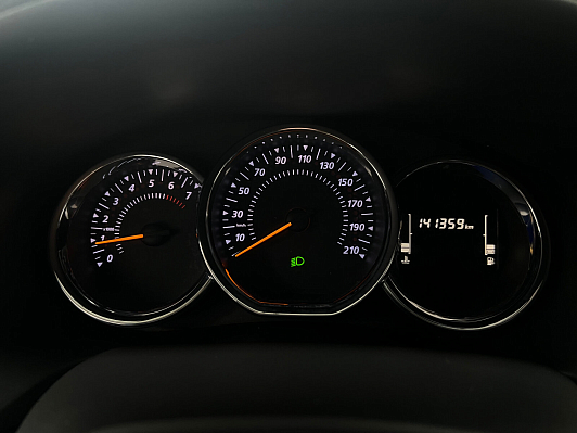 Renault Logan Stepway Drive, 2020 года, пробег 141000 км