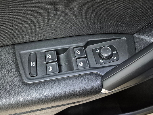 Volkswagen Tiguan Highline, 2018 года, пробег 124500 км