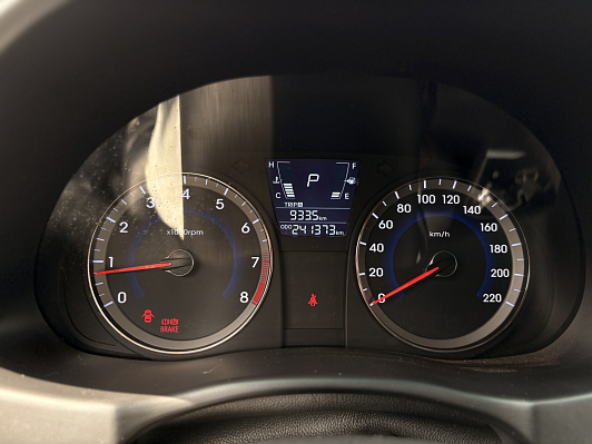 Hyundai Solaris Active, 2012 года, пробег 241297 км