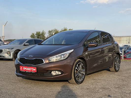 Kia Ceed Luxe, 2013 года, пробег 175000 км