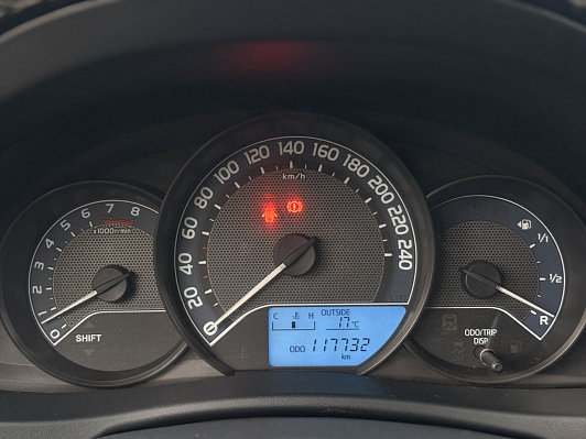 Toyota Auris, 2014 года, пробег 117732 км
