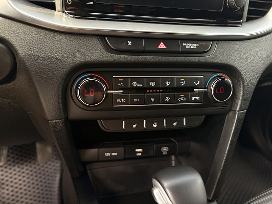 Kia Ceed Luxe, 2022 года, пробег 83397 км