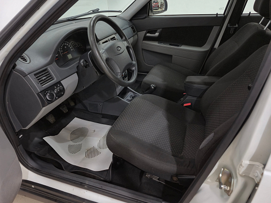 Lada (ВАЗ) Priora Норма, 2010 года, пробег 112812 км