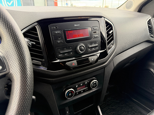 Lada (ВАЗ) XRAY Luxe Prestige (2018), 2018 года, пробег 99102 км