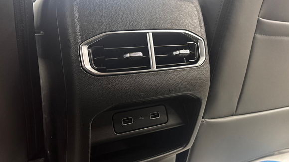 JETOUR X50 Luxury, черный