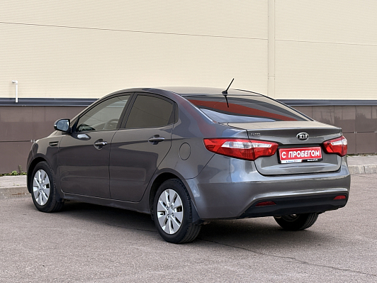 Kia Rio, 2013 года, пробег 230038 км