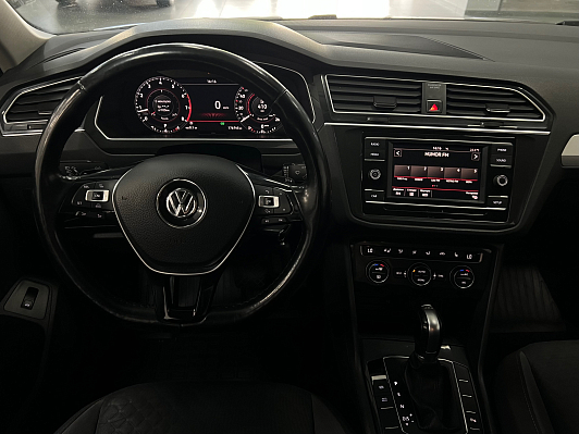Volkswagen Tiguan Comfortline, 2017 года, пробег 176000 км