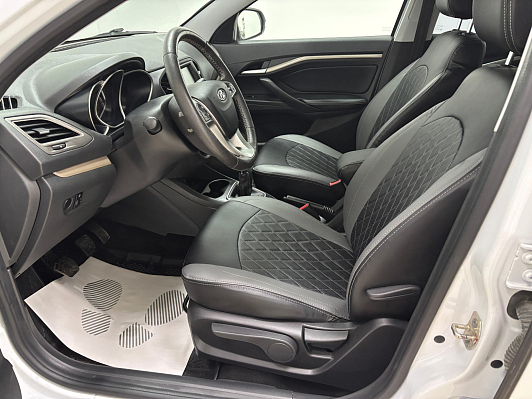 Lada (ВАЗ) Vesta Luxe, 2021 года, пробег 49729 км