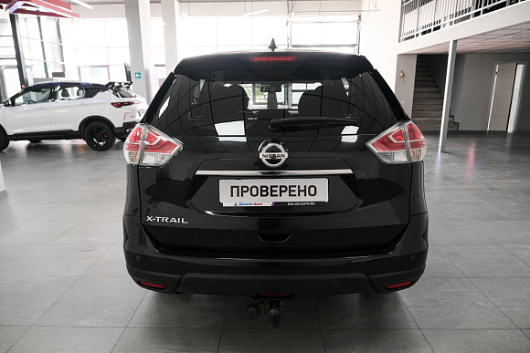 Nissan X-Trail SE, 2017 года, пробег 105000 км