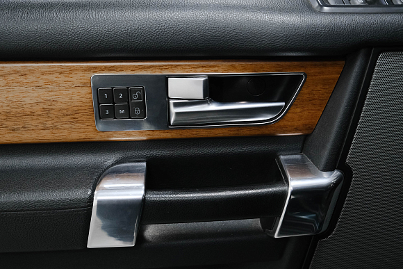 Land Rover Discovery HSE, 2014 года, пробег 163000 км