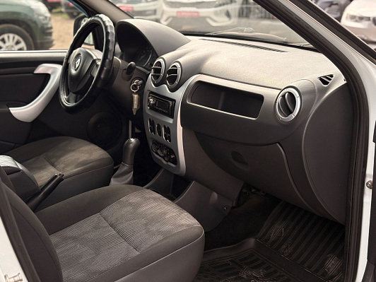 Renault Logan Expression, 2014 года, пробег 170932 км