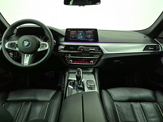 BMW 5 серии, 2019 года, пробег 151507 км