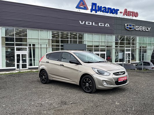 Hyundai Solaris Active, 2011 года, пробег 196955 км
