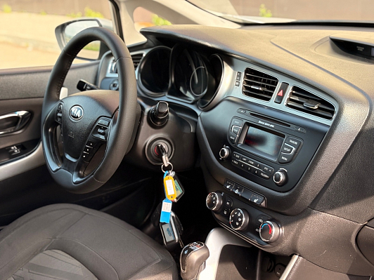 Kia Ceed Comfort, 2015 года, пробег 162832 км