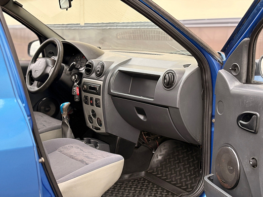 Renault Logan Authentique, 2005 года, пробег 305603 км