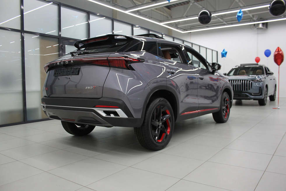 Omoda C5 Актив, серый