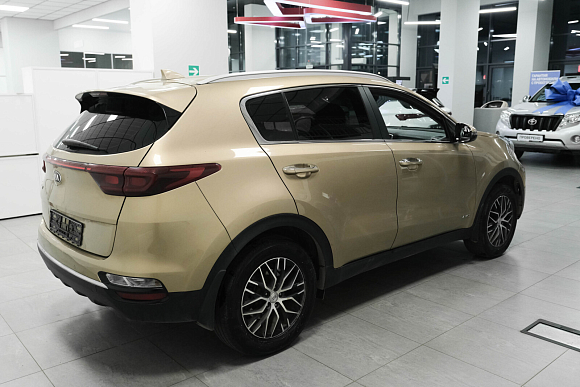 Kia Sportage Comfort, 2019 года, пробег 100000 км