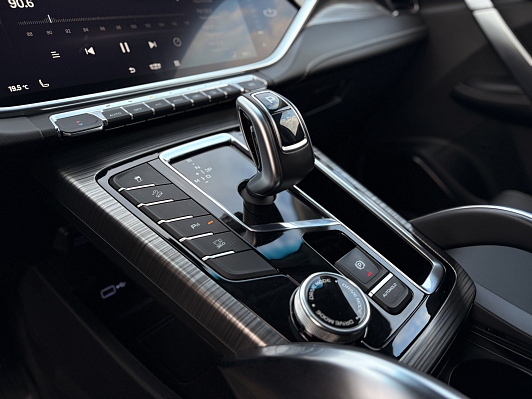 Geely Atlas Pro Flagship, 2023 года, пробег 24909 км