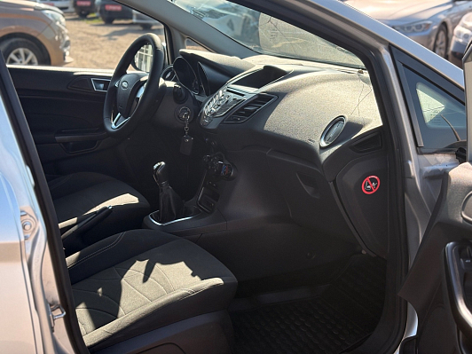 Ford Fiesta Trend, 2015 года, пробег 210128 км
