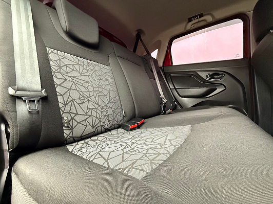 Lada (ВАЗ) XRAY Comfort, 2017 года, пробег 126000 км