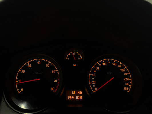 Opel Astra Enjoy, 2011 года, пробег 154107 км