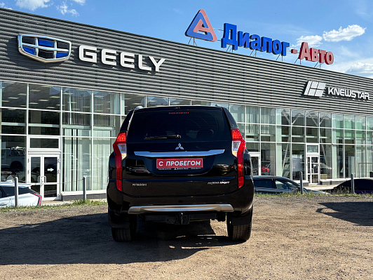 Mitsubishi Pajero Sport Intense, 2018 года, пробег 129609 км