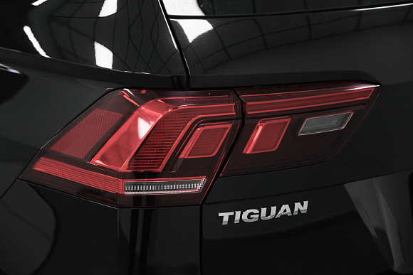Volkswagen Tiguan Trendline, 2019 года, пробег 120000 км