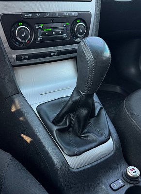 Skoda Octavia, 2011 года, пробег 203832 км