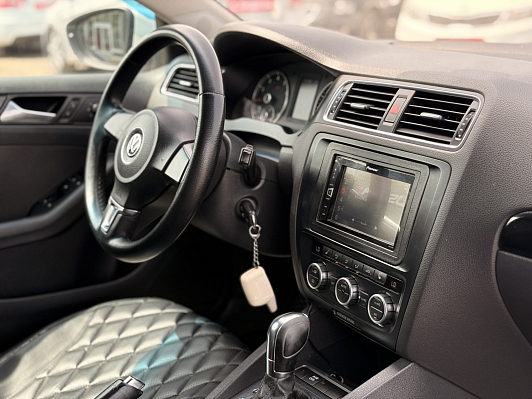 Volkswagen Jetta Comfortline, 2012 года, пробег 143109 км