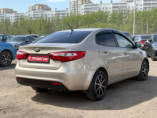 Kia Rio Luxe, 2013 года, пробег 201456 км