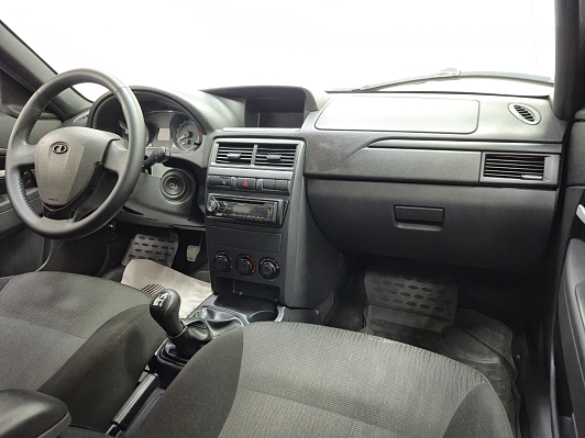 Lada (ВАЗ) Priora Standard 21702-40-050, 2018 года, пробег 91000 км