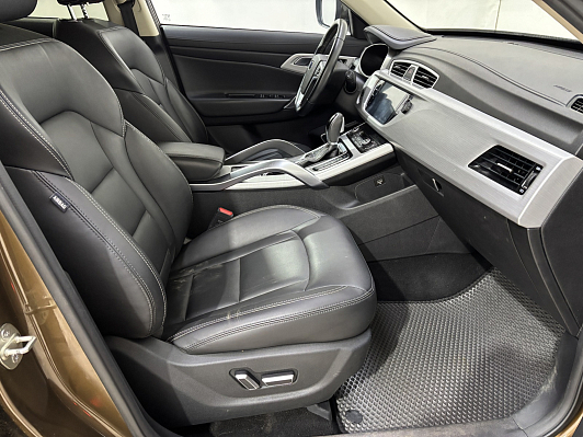 Geely Atlas Luxury, 2019 года, пробег 84653 км