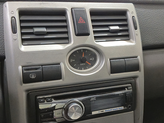 Lada (ВАЗ) Priora Норма, 2011 года, пробег 185958 км