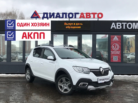 Renault Sandero Stepway Life, 2021 года, пробег 52000 км