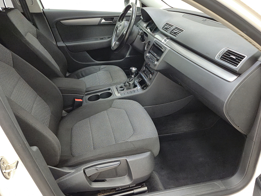 Volkswagen Passat Comfortline, 2011 года, пробег 195926 км