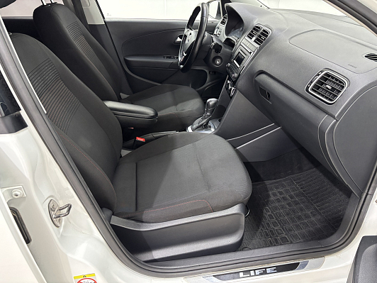 Volkswagen Polo Life, 2017 года, пробег 143025 км