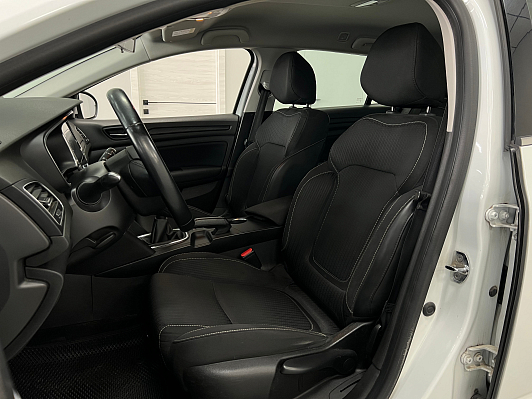 Renault Megane, 2019 года, пробег 90730 км
