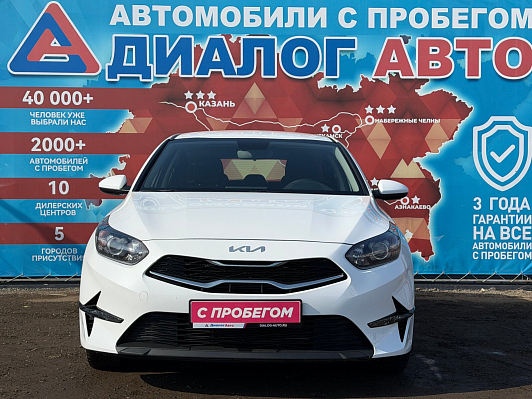 Kia Ceed Luxe, 2023 года, пробег 31000 км