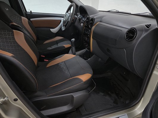 Lada (ВАЗ) Largus Quest (5 мест), 2020 года, пробег 118250 км