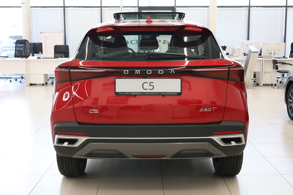 Omoda C5 Стиль, красный