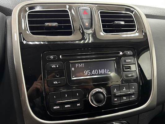 Renault Sandero Privilege, 2016 года, пробег 115200 км