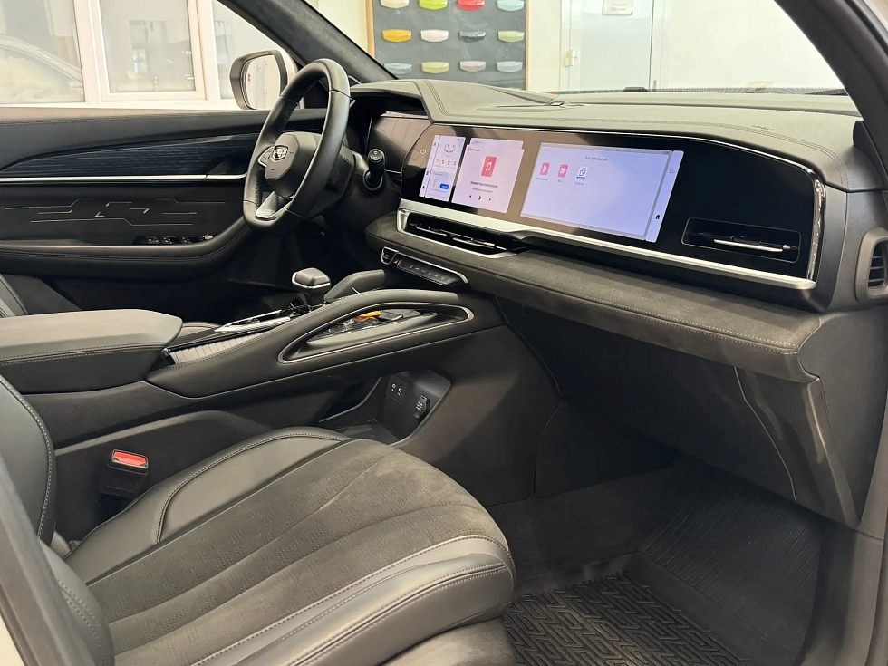 Geely Monjaro Flagship, белый