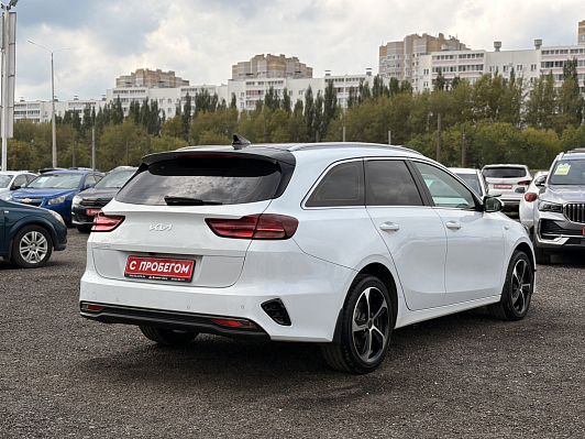 Kia Ceed Luxe, 2022 года, пробег 83397 км