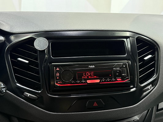 Lada (ВАЗ) Vesta Classic Start (2018-2019), 2019 года, пробег 96714 км