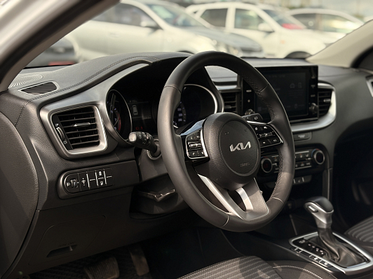Kia Ceed Luxe, 2022 года, пробег 83397 км
