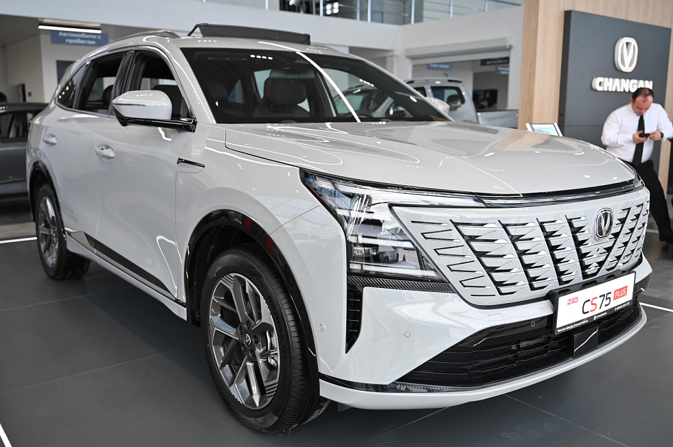 Changan CS75 Plus Tech, серый