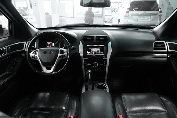 Ford Explorer, 2013 года, пробег 188000 км