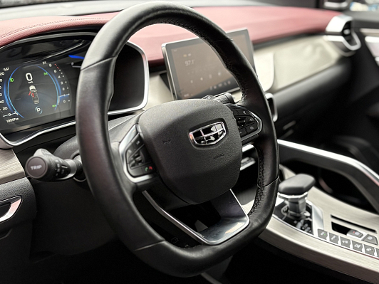 Geely Coolray Flagship, 2023 года, пробег 113200 км